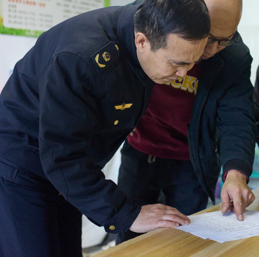 拜泉县市场监管局专项检查养老机构价格，守护老年群体权益